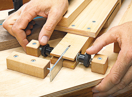b'With a hand-held router and this jig, you can make perfect-fitting miters in no time at all.\r\n'